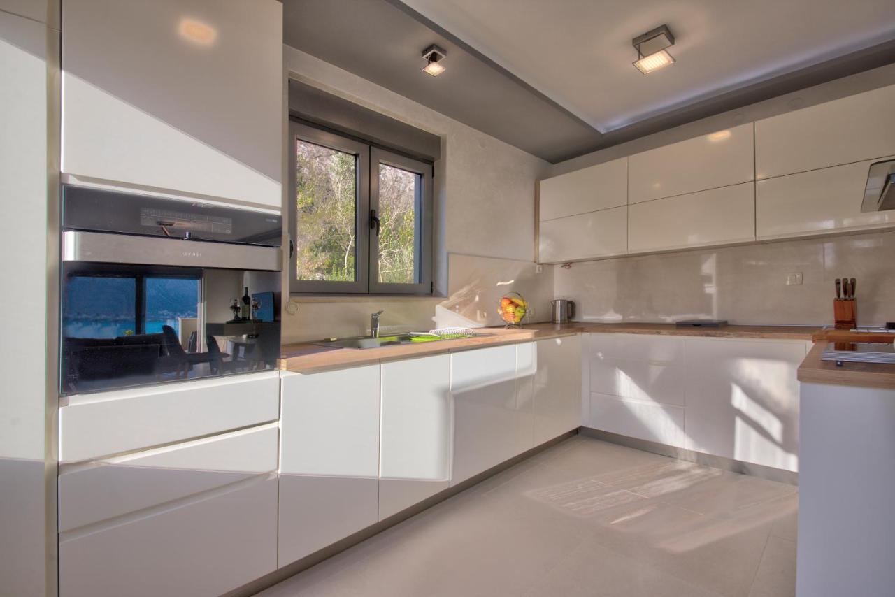 Bajova Kula Luxury Residences Котор Экстерьер фото